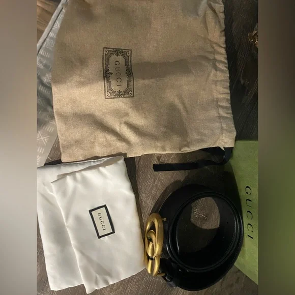 Gucci Black Leather Belt - Picture 6 of 7